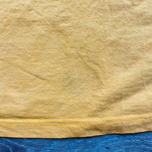 Adidas NBA Lakers Shirt Large Official “BEAT THE HEAT” - Picture 8 of 9